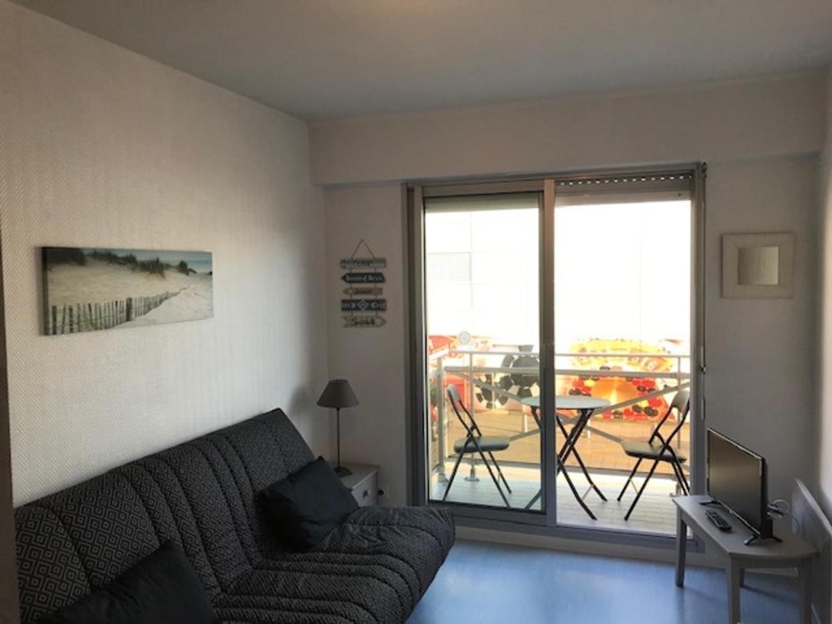 Studio Renove Avec Balcon A 100M De La Plage Et Piscine - 4 Personnes - Les Sables-D'Olonne - Fr-1-331-204 Bagian luar foto